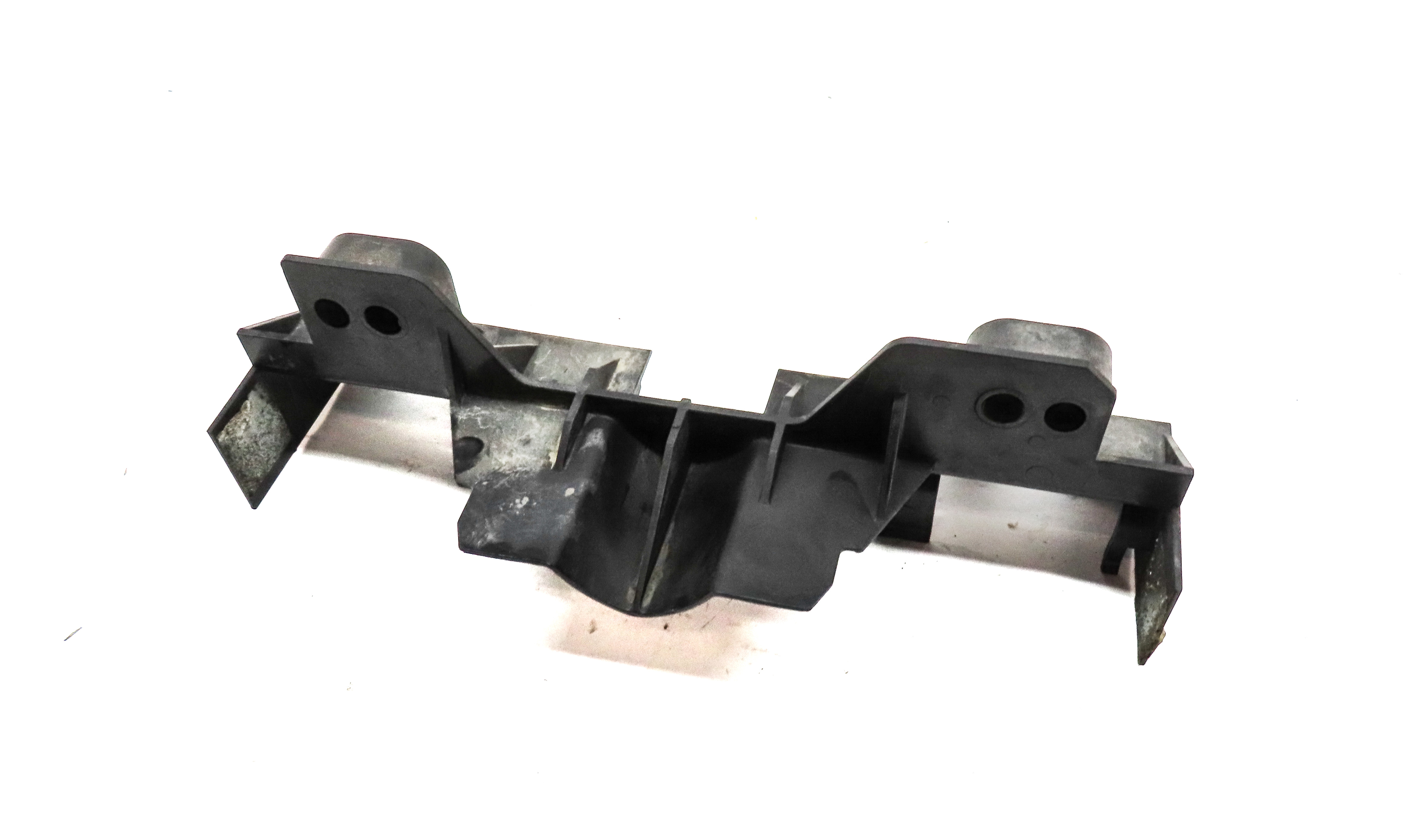 2017 LAND ROVER DISCOVERY L462 FRONT LEFT or RIGHT AUX RADIATOR SUPPORT BRACKET — exact item pictured